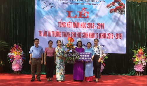 tri ân 4 tặng quà.png
